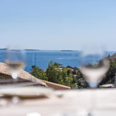 Villa Vue Au Cœur Des Hauteurs De Théoule-sur-mer Théoule-sur-Mer